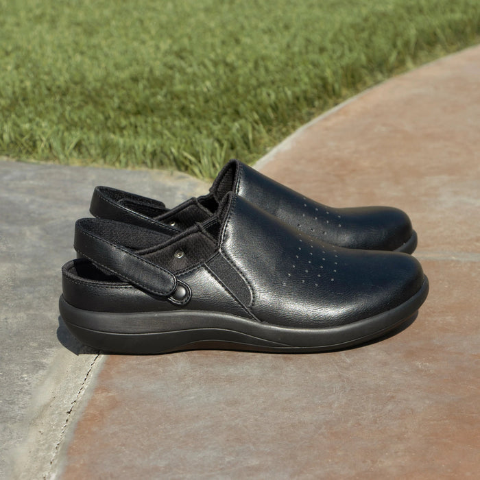 alegria Skillz Jet Black Shoe