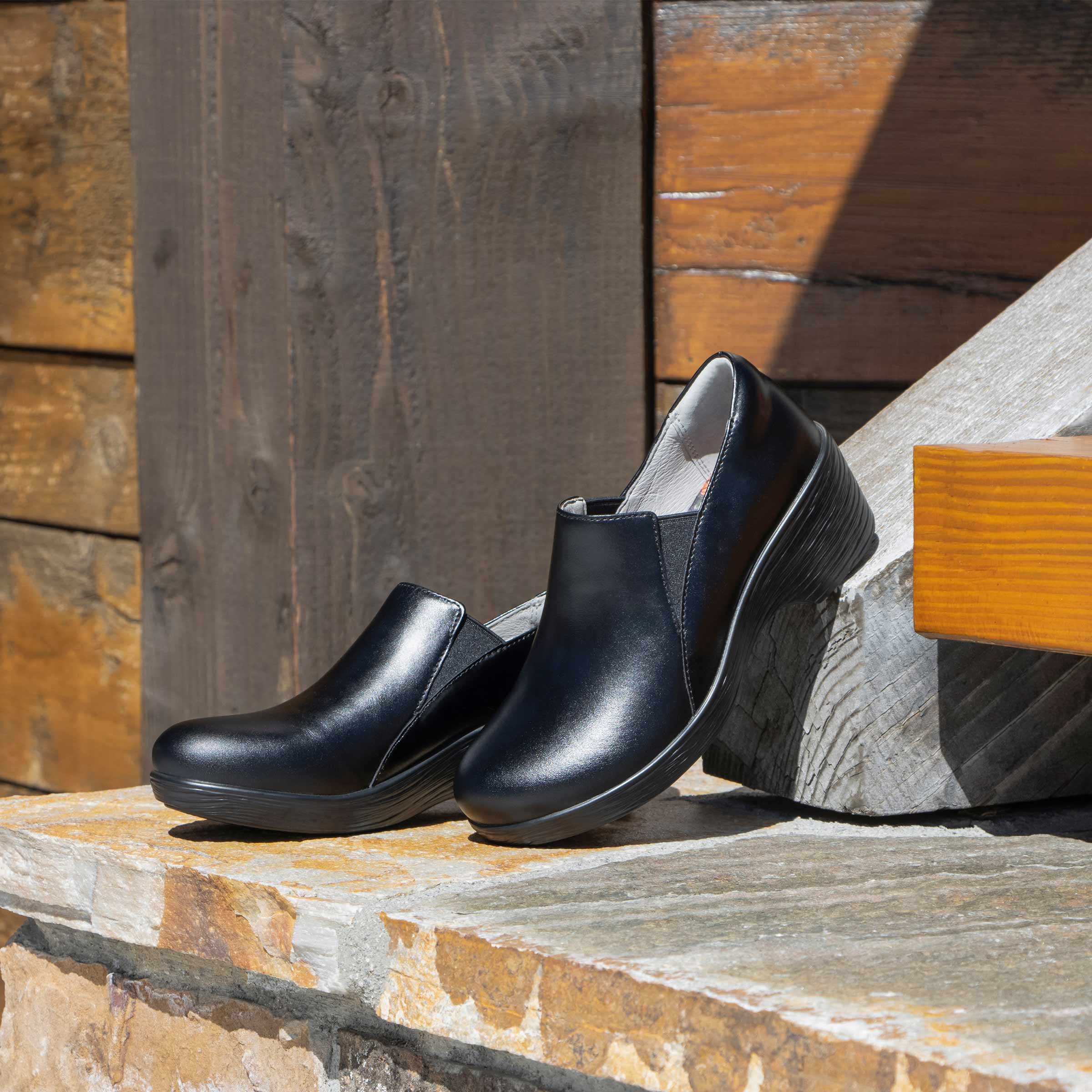 Alegria By PG Life Nursing / Nurse Upper Leather Shoes Alegria By PG Life Nursing / Nurse Upper Leather Shoes