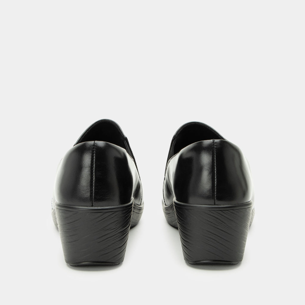 Skylar Noir Shoe | Alegria Shoes