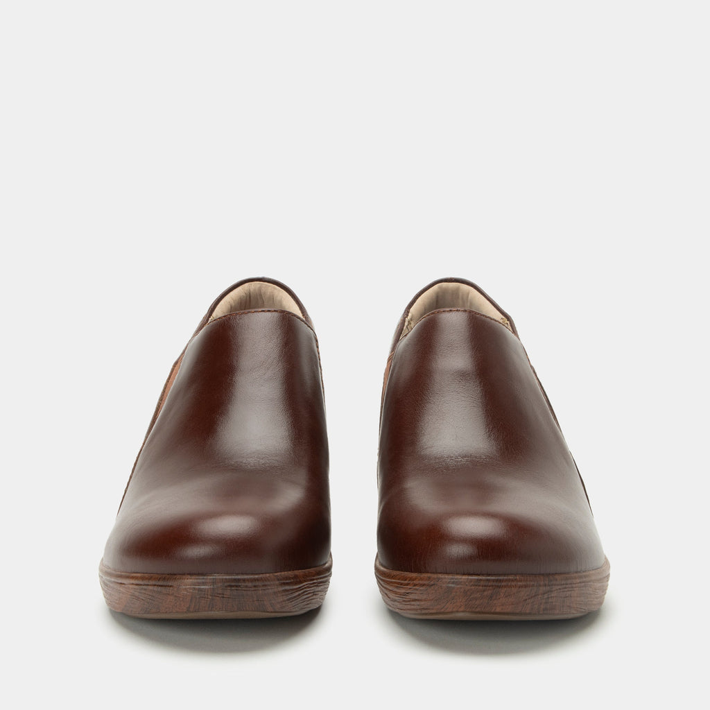 Skylar Mahogany Shoe | Alegria Shoes
