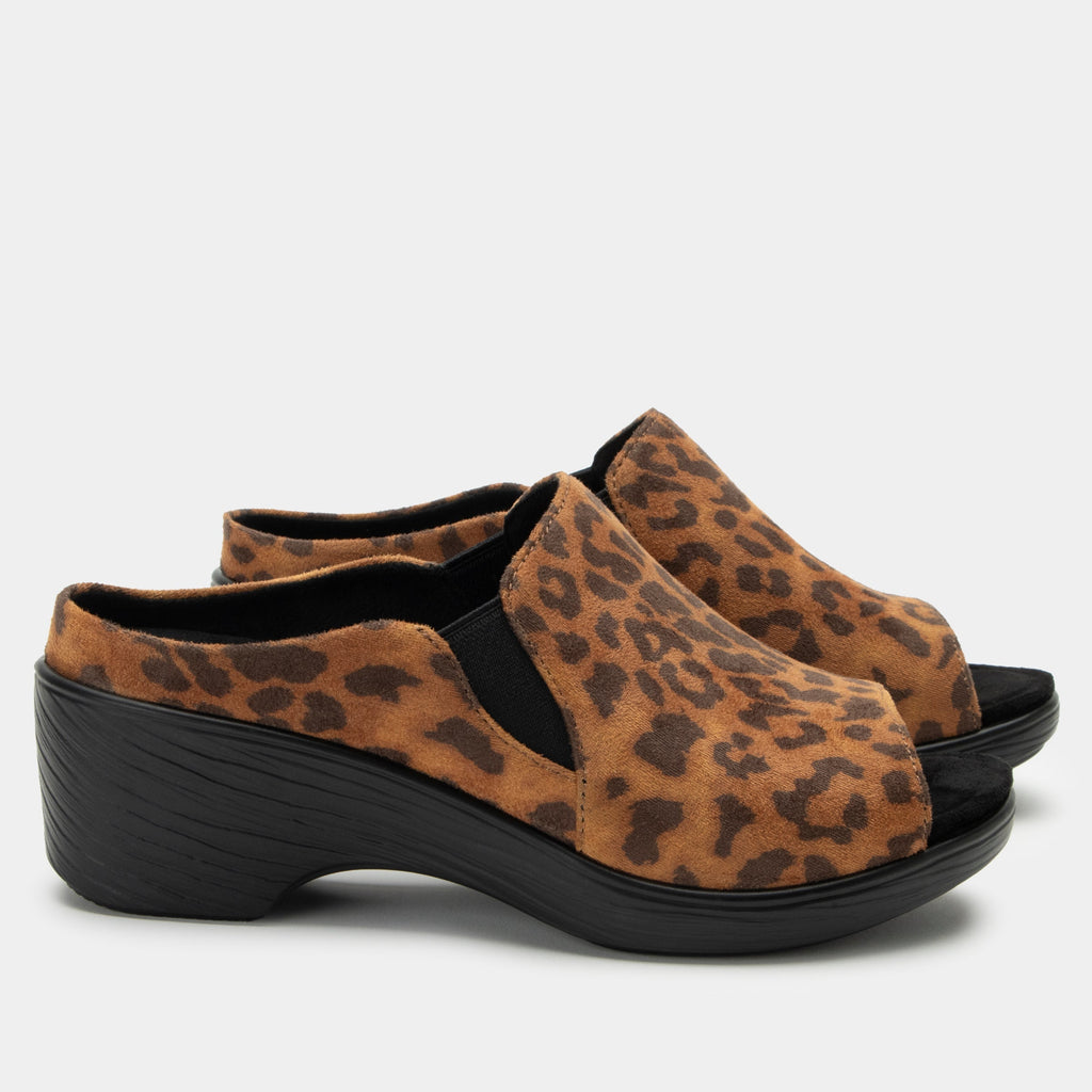 Shilaine Stretch Leopard Sandal | Alegria Shoes