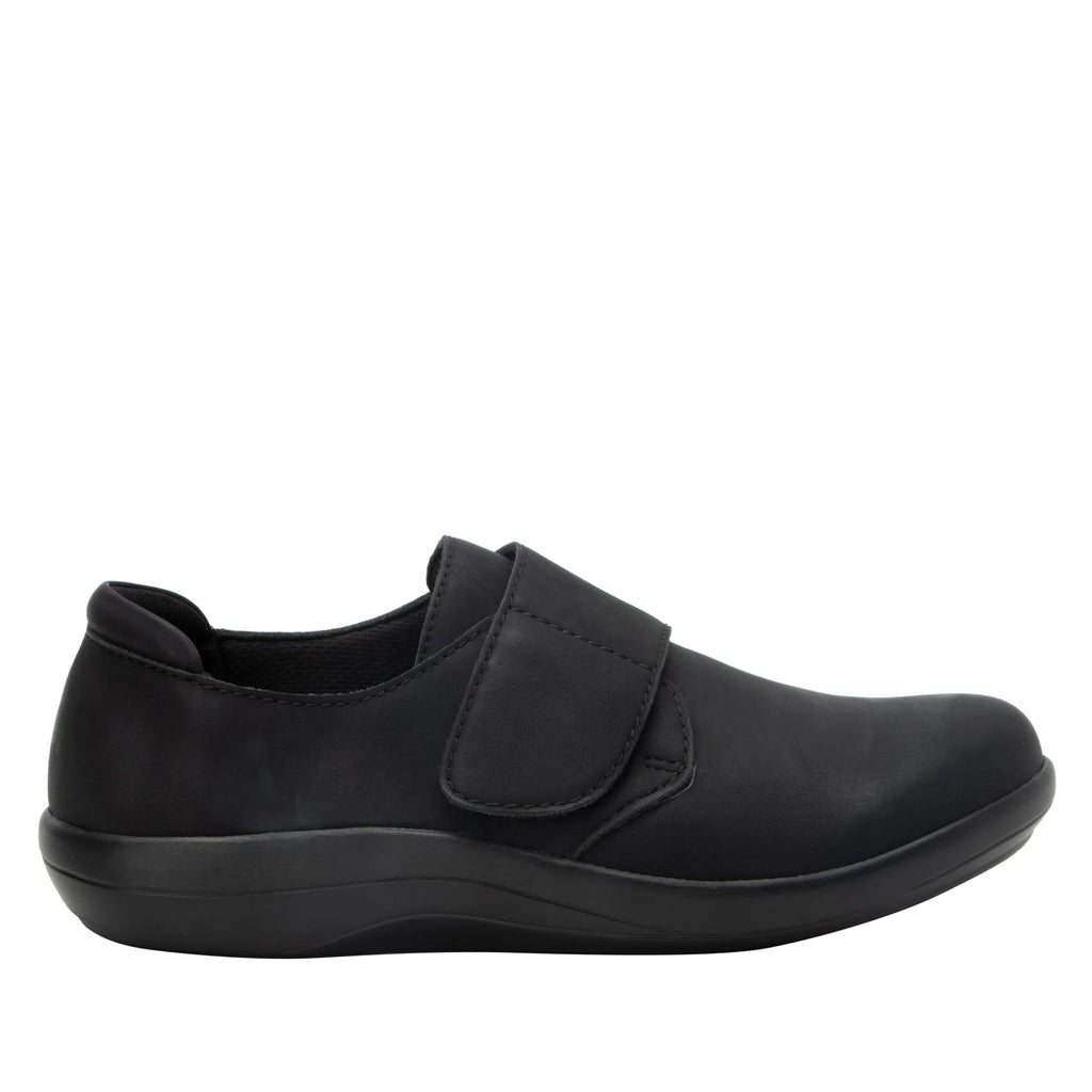 Spright Black Nubuck sport rocker shoe with a vegan upper and lightweight responsive outsole. SPR-7476_S2