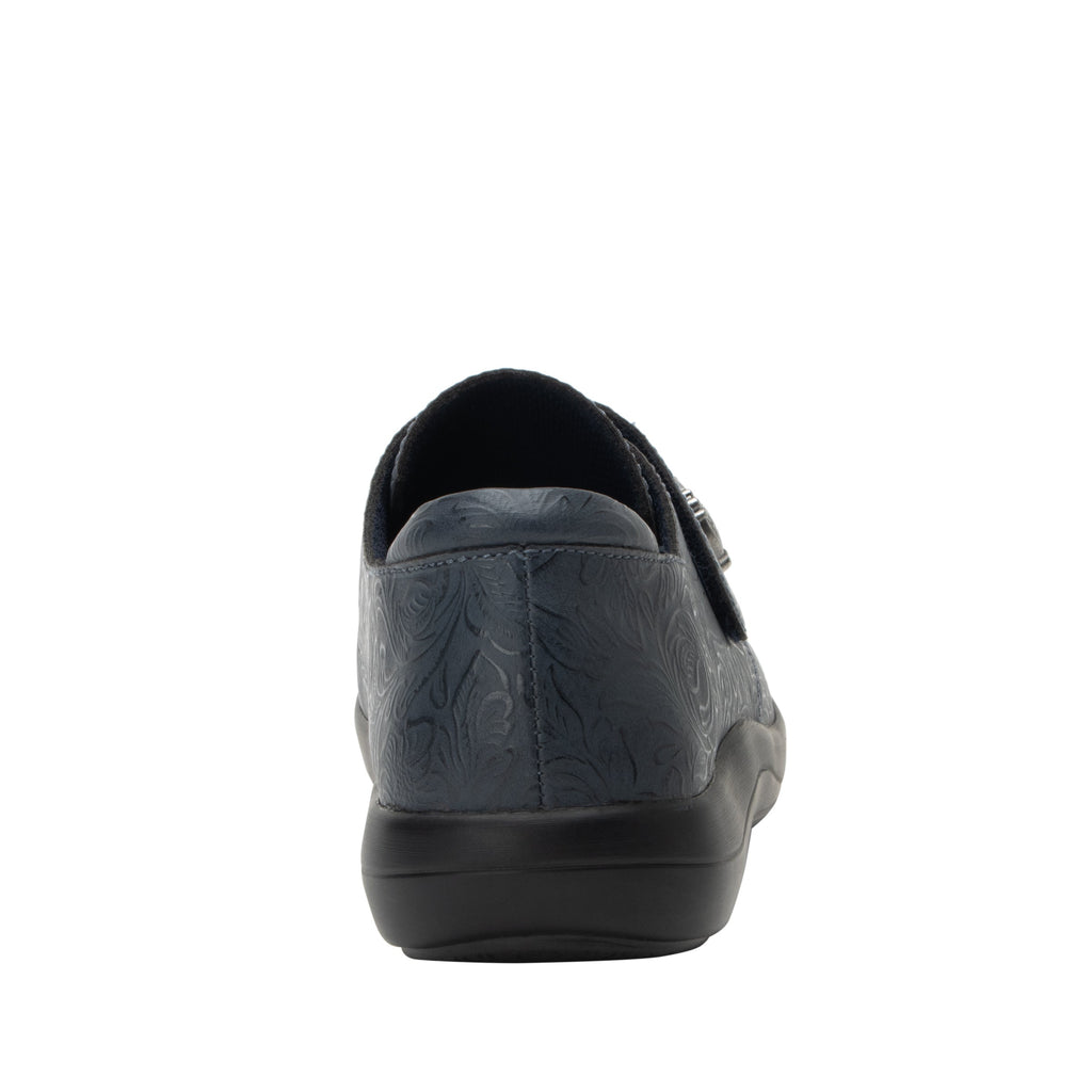 Spright Aged Skies sport rocker shoe with a vegan upper and lightweight responsive outsole. SPR-7475_S3
