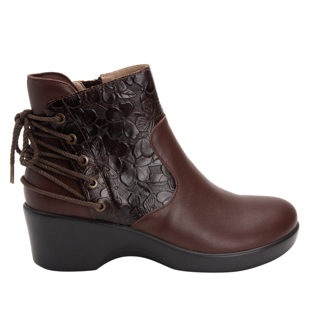 Stevee Cute Stuff Cocoa features a stylish zig-zag adjustable Lace-up detail with a side zip closure and contrast leather at the ankle and boot shaft - STE-796_S2 (2271800918070)