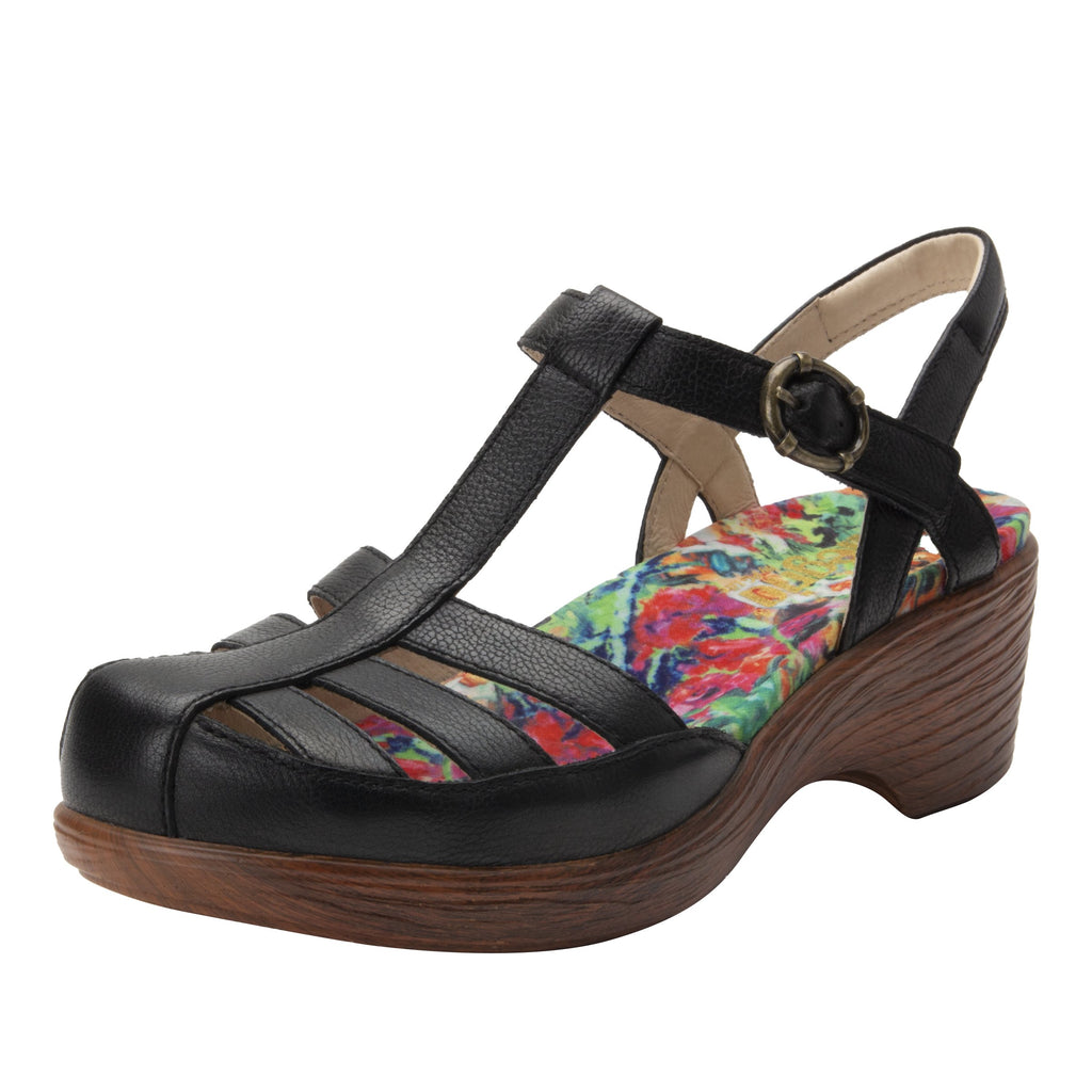 Summer Black t-strap shoe on a wood look wedge outsole - SUM-601_S1