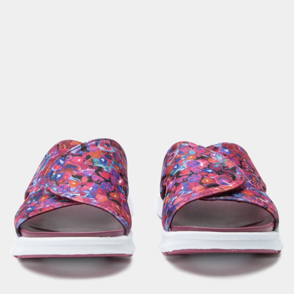 Sunie Poppy Pop Sandal | Alegria Shoes