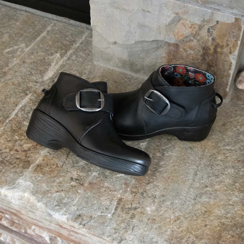 Symone Coal Boot | Alegria Shoes
