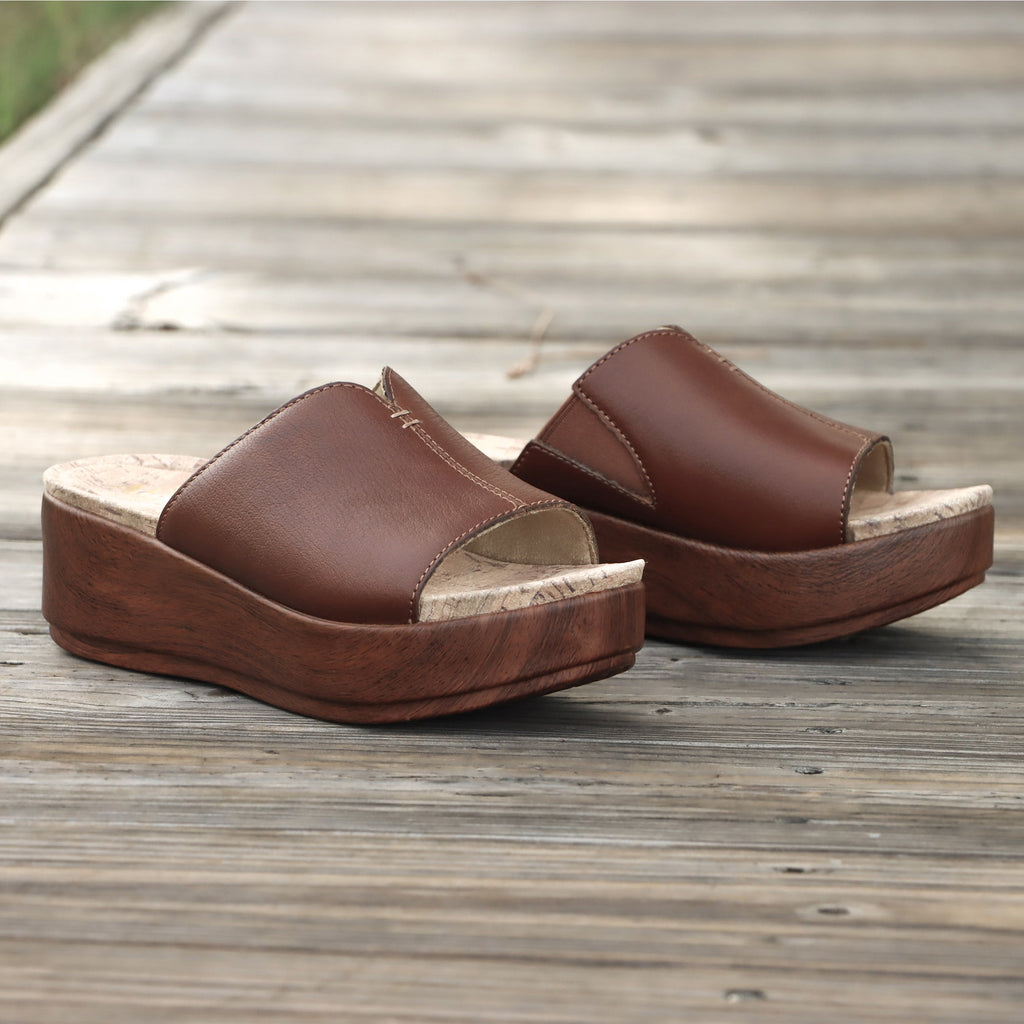 Triniti Clay slide sandal on comfort flatform outsole- TRI-7407_S2