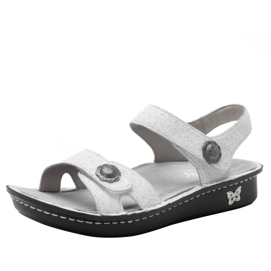 Vienna Delicut White Sandal with two adjustable hook and loop strap closures and ankle strap - VIE-7408_S1