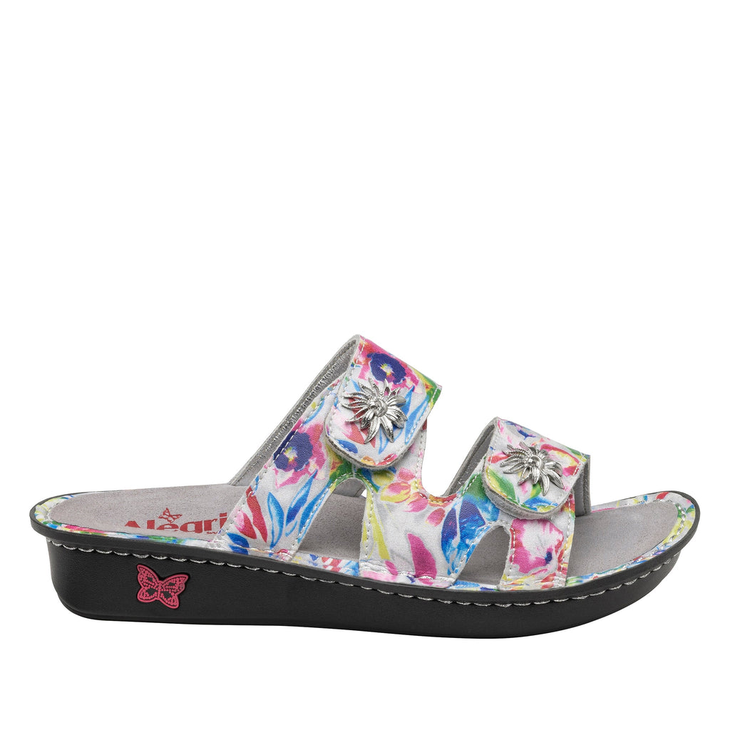 Violette Mai Thai slide sandal with cutout design on mini outsole - VIO-7524_S3